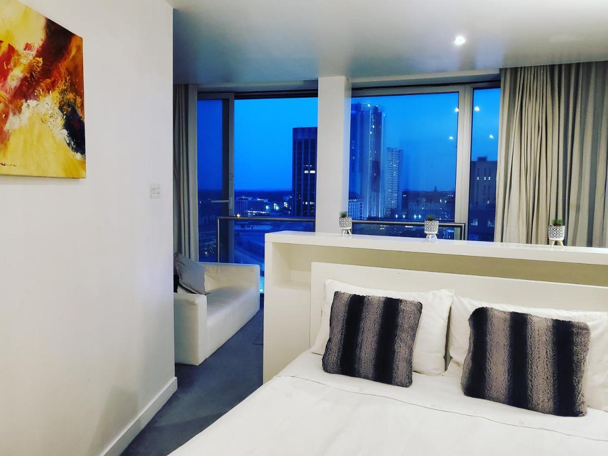 Cityscape Apartment In Birmingham With Self Checkin Extérieur photo
