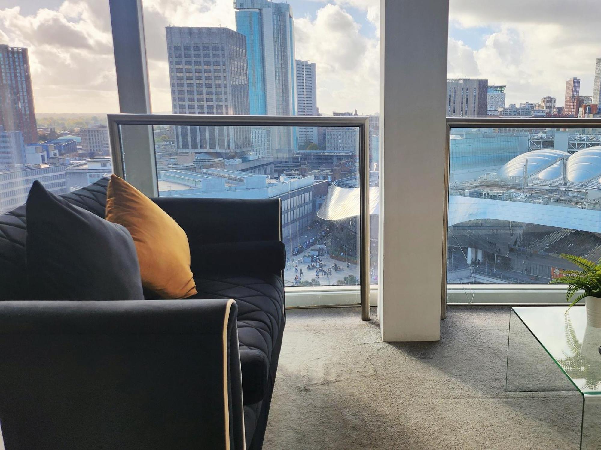 Cityscape Apartment In Birmingham With Self Checkin Extérieur photo